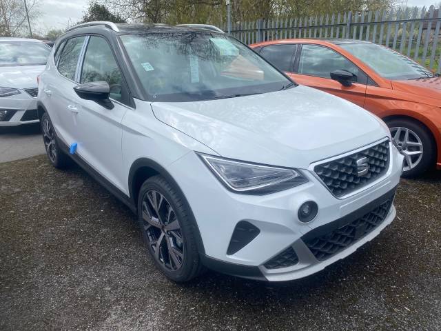 SEAT Arona Xperience Lux 1.0TSI (115PS) SUV Petrol Nevada White With Black Roof