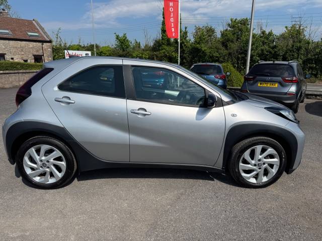 2023 Toyota Aygo X 1.0 VVT-i Pure 5dr Auto