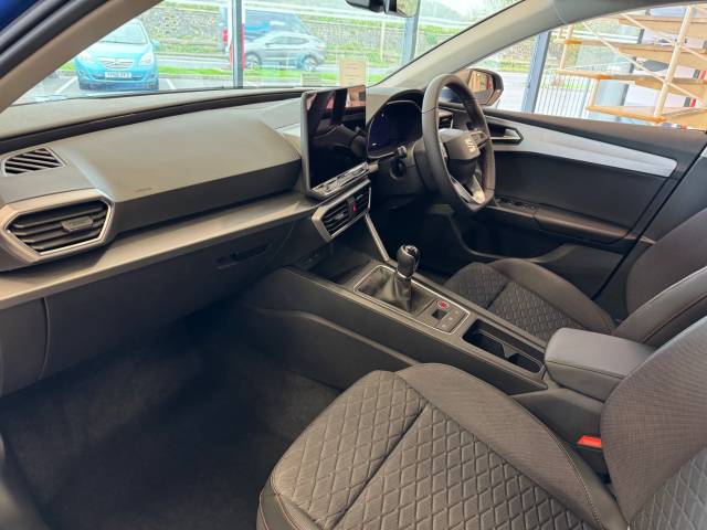 2025 SEAT Leon FR 1.5TSI 150ps