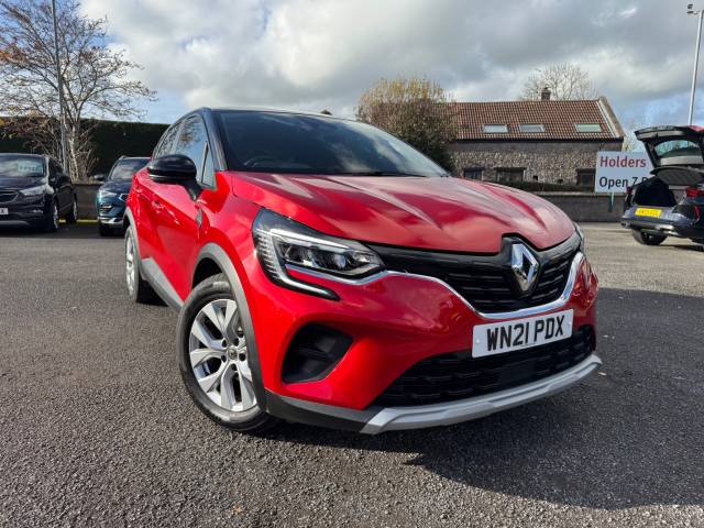 Renault Captur 1.3 TCE 140 Iconic 5dr Hatchback Petrol Red/black
