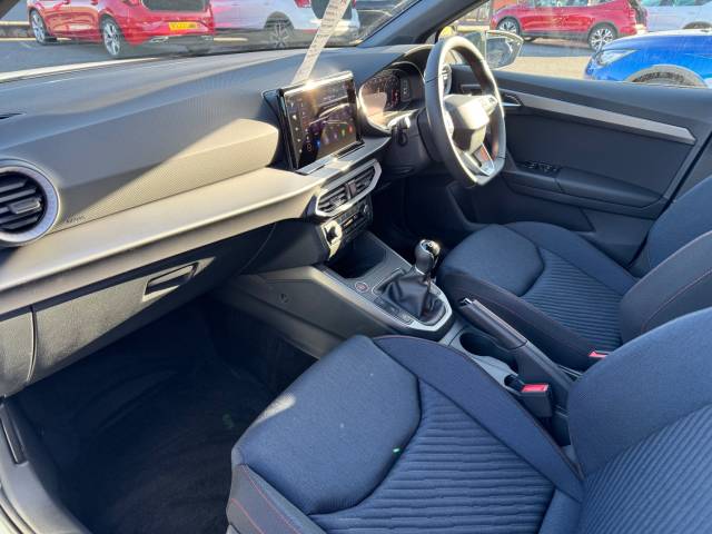 2025 SEAT Arona FR Black Edition 1.0TSI (115PS)