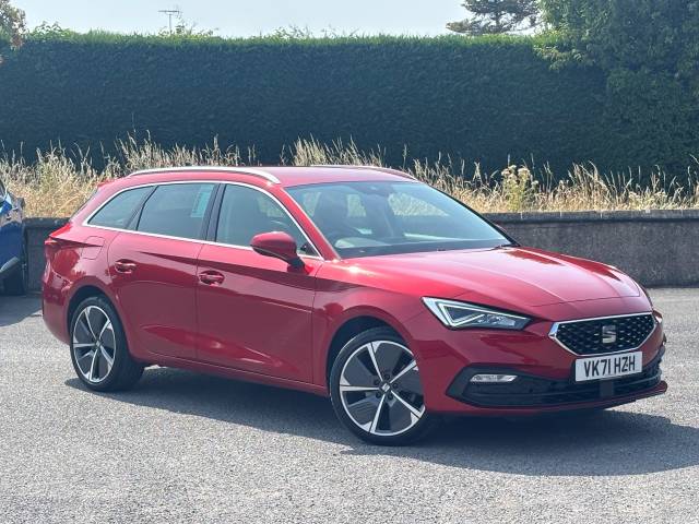 SEAT Leon 1.5 eTSI 150 Xcellence Lux 5dr DSG Estate Petrol Desire Red