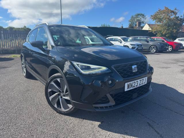 SEAT Arona 1.0 TSI 110 FR Edition 5dr Hatchback Petrol Midnight Black