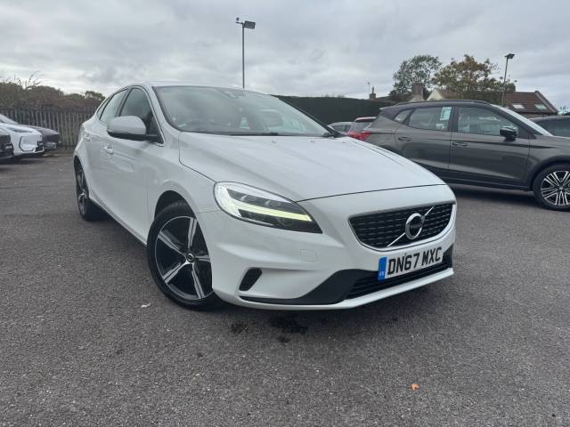 Volvo V40 2.0 T3 [152] R DESIGN 5dr Hatchback Petrol White