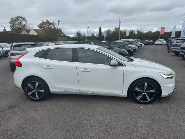 2017 Volvo V40 2.0 T3 [152] R DESIGN 5dr