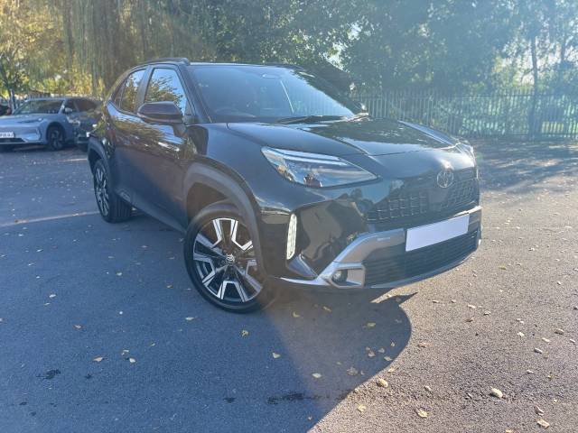 Toyota Yaris Cross 1.5 Hybrid 130 Excel AWD 5dr CVT Hatchback Hybrid Metallic Black